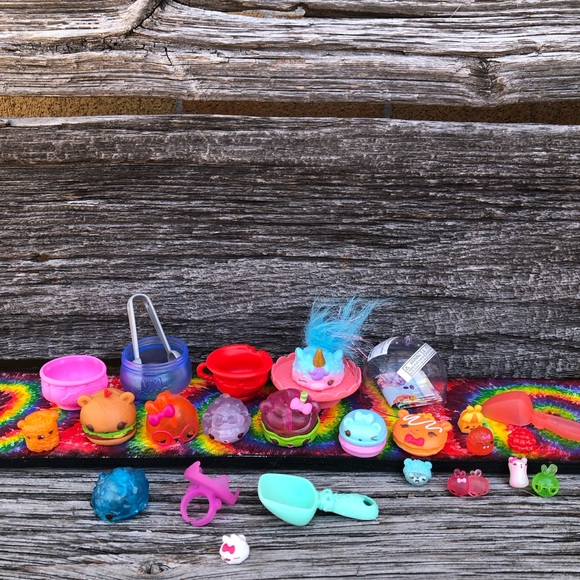 Num Noms Other - Num Noms scented Characters and accessories Mini figures Assorted set lot of 17✨